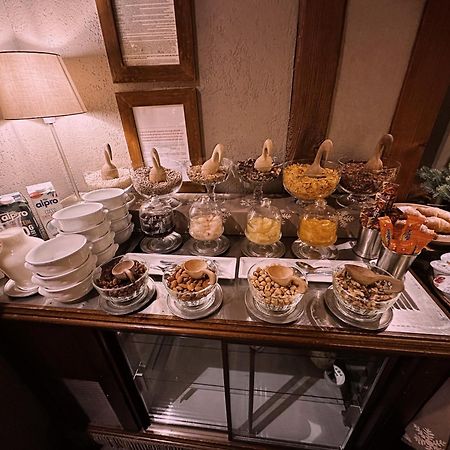 Le Samovar Guest House Breuil-Cervinia Exteriér fotografie
